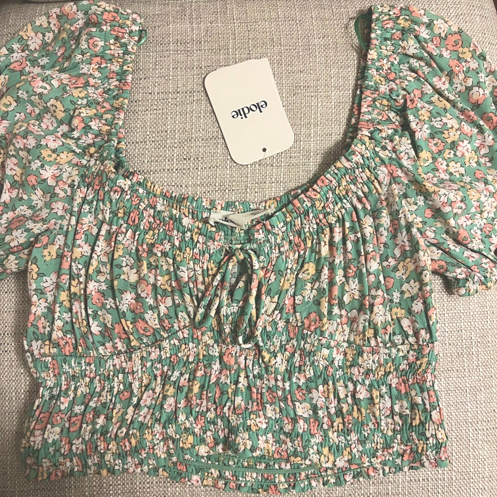 Elodie Green floral crop top
